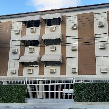 Lindo Apartamento Enseada Гуаружа Екстер'єр фото