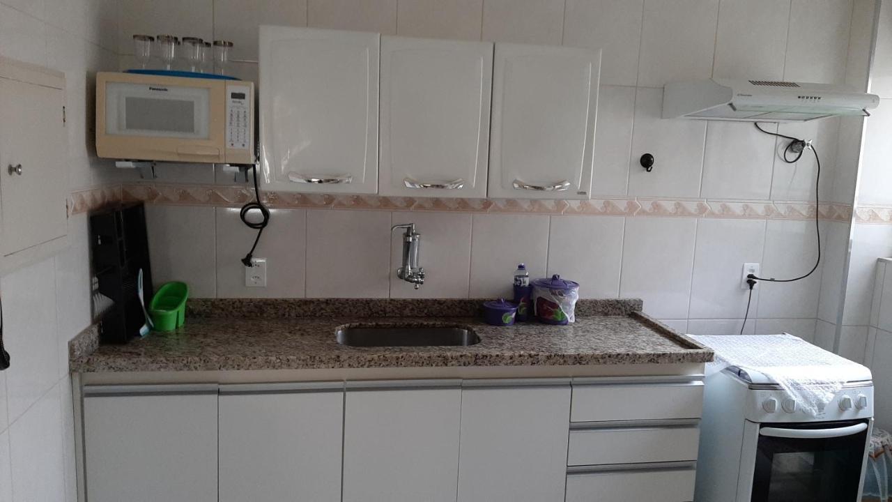 Lindo Apartamento Enseada Гуаружа Екстер'єр фото